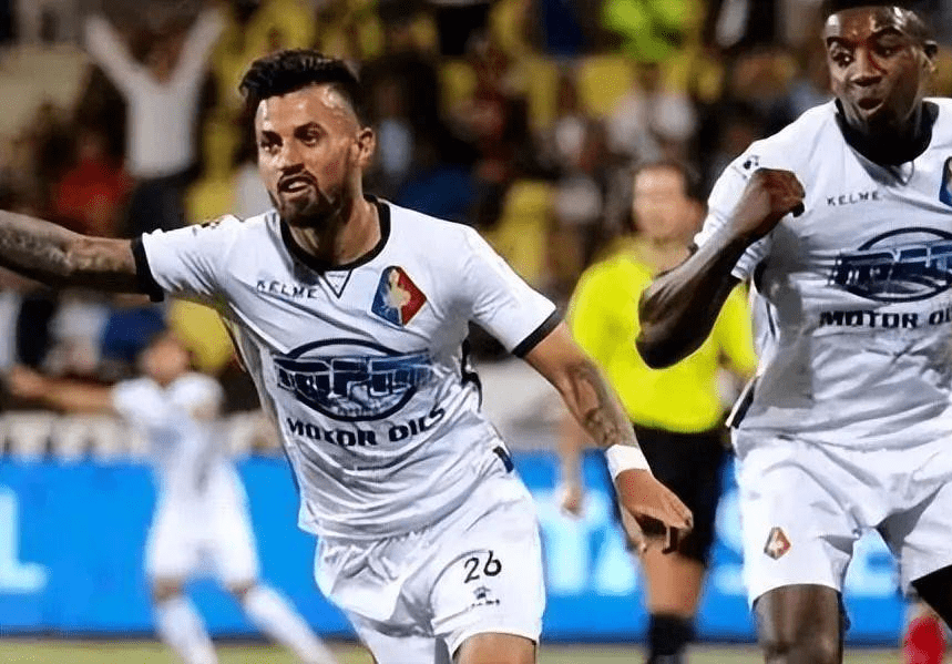 并拥有丰富 并拥有丰富