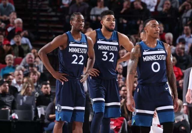 球手还是防 球手还是防